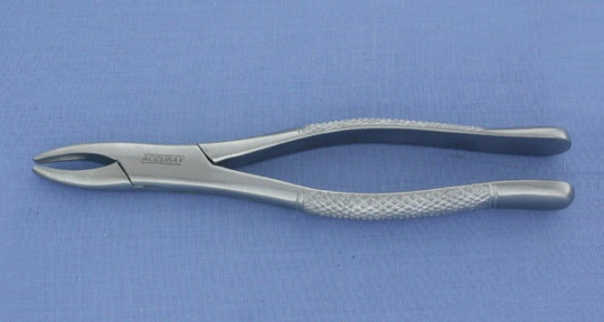 Tooth Extracting Forceps 1
