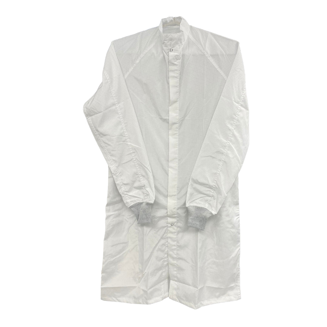 No Pocket Cleanroom LiquidGuard Frocks, Zipper Front, Elastic Cuffs, Thumb Loops